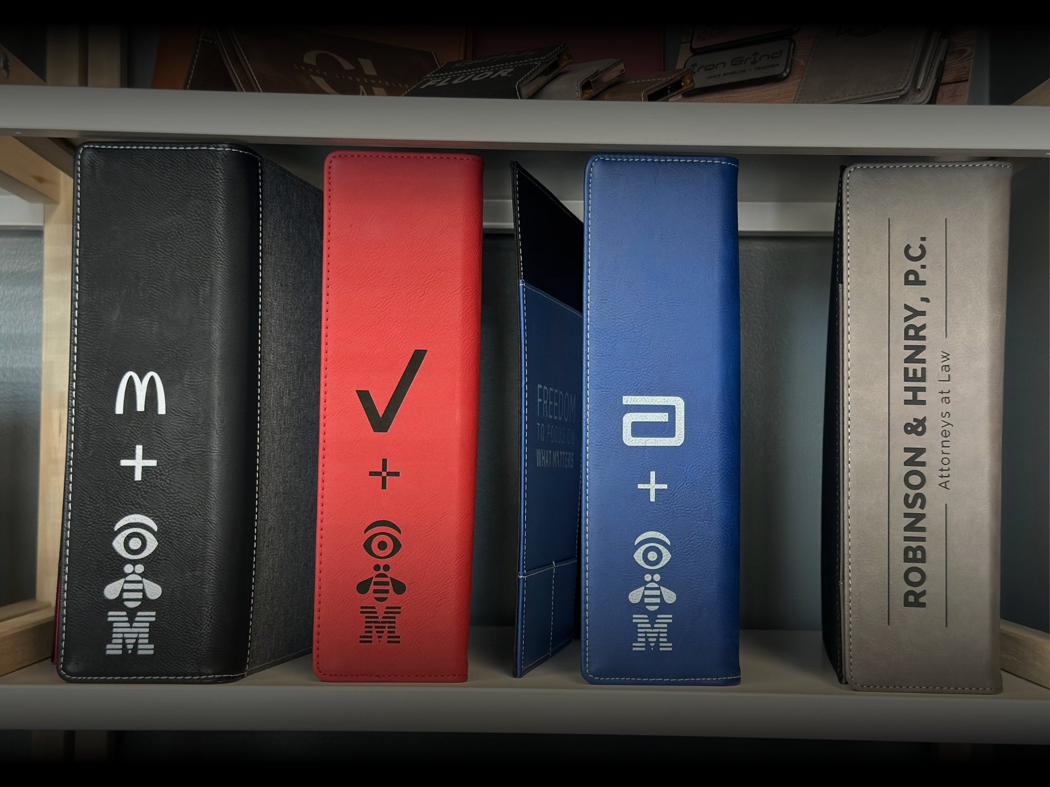 Personalized Leather Portfolio with Pen & Weekly or Daily Planner - #EngraveToRemember# - #product+tag# - 