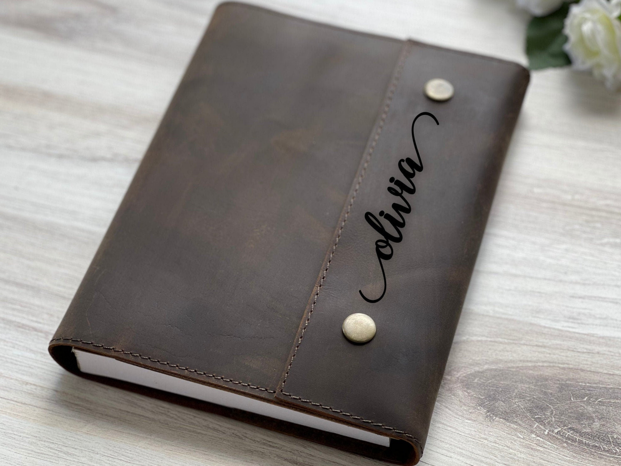 2022 Planner + Refillable Leather Cover + Rosewood Pen