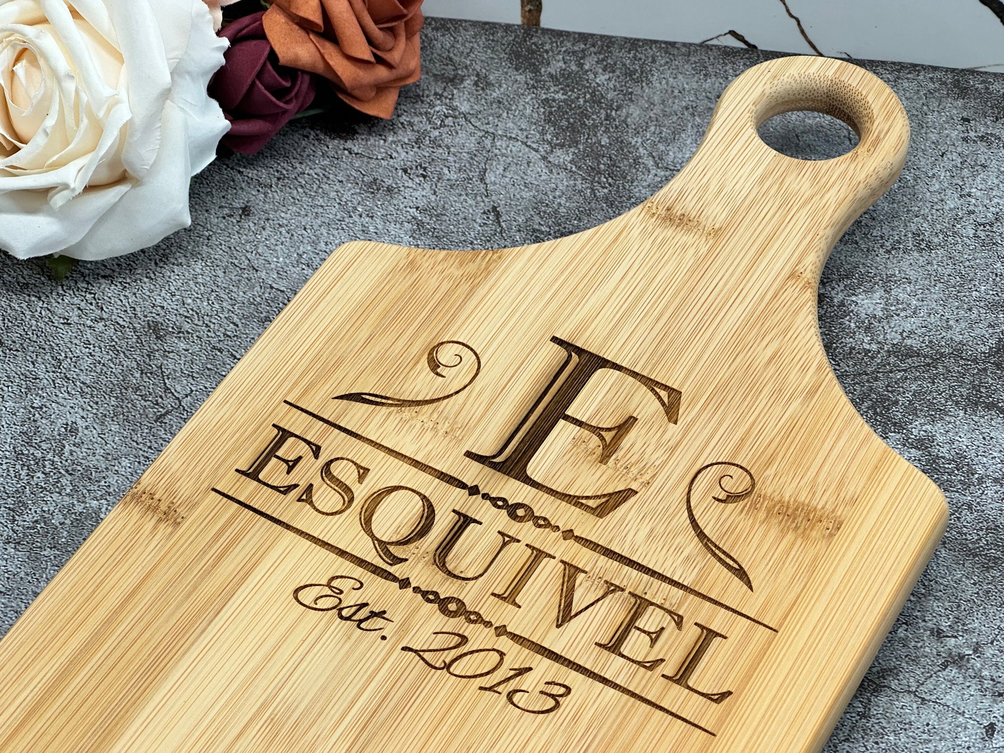 Personalized Cutting board, Paddle-shaped, housewarming gift
